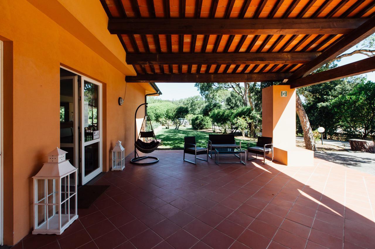 Residence Renaione Punta Ala Esterno foto